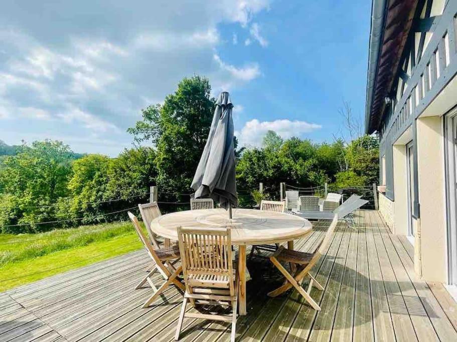 Maison En Pleine Nature Avec Vue Exceptionnelle Le Mesnil-Simon (Calvados)